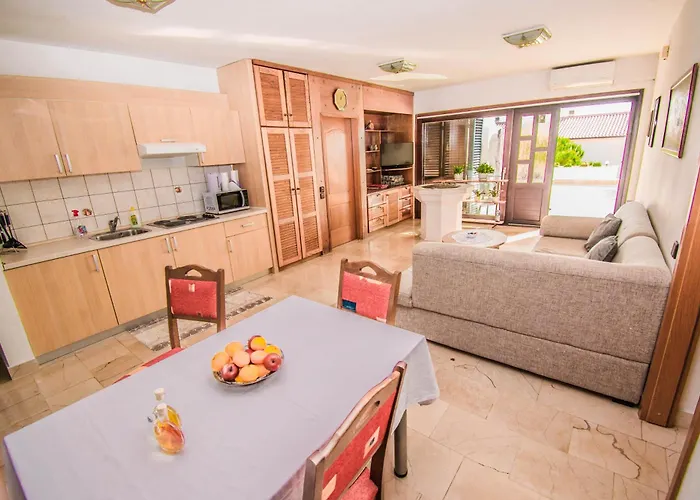 Grand & Plav In Krk Krk Town