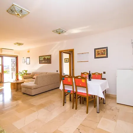 Lejlighed Grand & Plav In Krk Krk Town