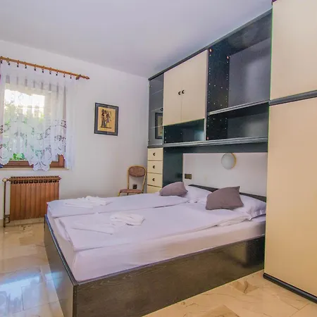 Lejlighed Grand & Plav In Krk Krk Town