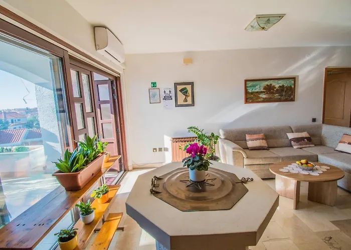 Grand & Plav In Krk アパート