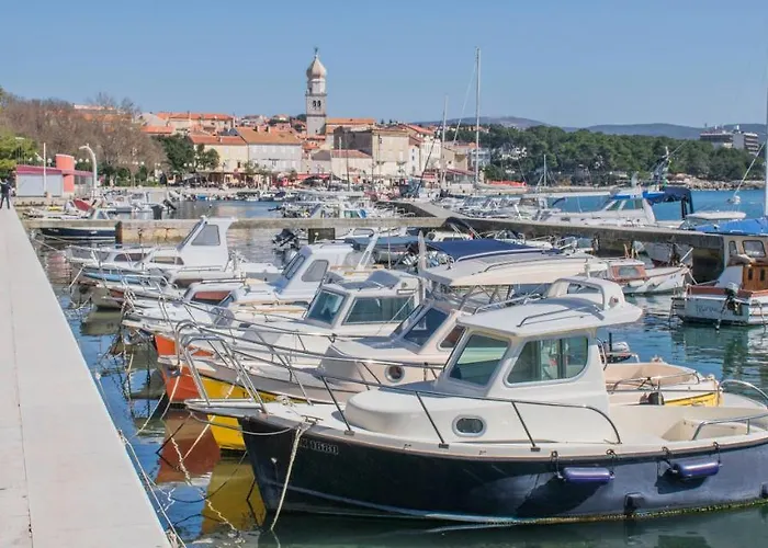 Lägenhet Grand & Plav In Krk Krk Town